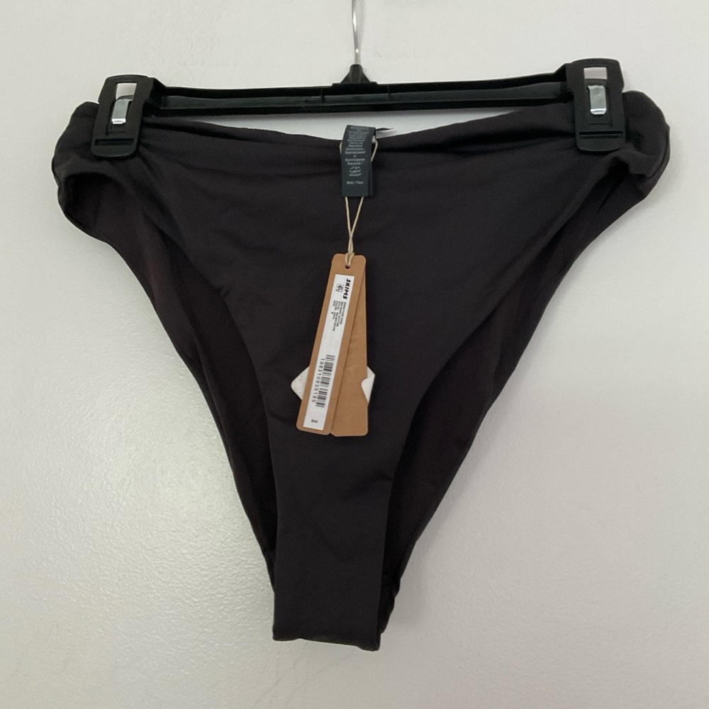 Skims mid waist swim bottom FIRM
